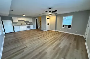 629 Oak Street SE, Minneapolis, MN 55414 - Photo 1