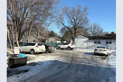 1235 11 1/2 Street N, Fargo, ND 58102 - Photo 3