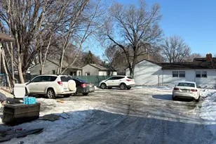 1235 11 1/2 Street N, Fargo, ND 58102 - Photo 3