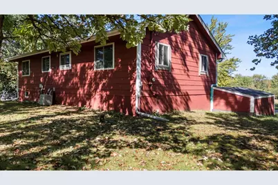 8536 241st Avenue NE, Stacy, MN 55079 - Photo 11