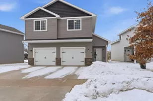 864 Holton Ave, Brainerd, MN 56401 - Photo 1