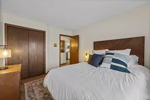 11208 Vessey Cir, Bloomington, MN 55437 - Photo 27