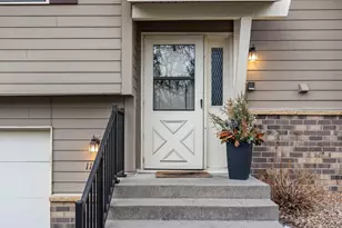 11208 Vessey Cir, Bloomington, MN 55437 - Photo 45