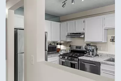 11208 Vessey Circle, Bloomington, MN 55437 - Photo 15