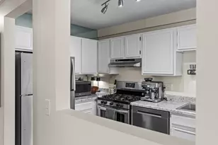 11208 Vessey Cir, Bloomington, MN 55437 - Photo 15