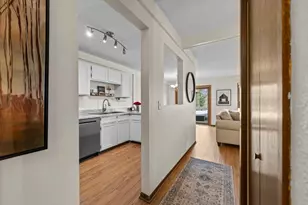 11208 Vessey Cir, Bloomington, MN 55437 - Photo 11