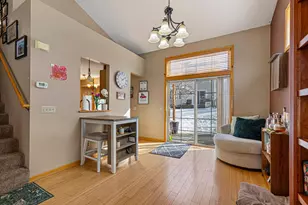 15325 Greenhaven Ln, Burnsville, MN 55306 - Photo 11