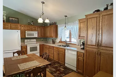 214 11th Avenue N, Princeton, MN 55371 - Photo 3