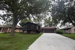 1961 S Shore Dr, Worthington, MN 56187 - Photo 3