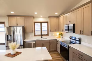 1961 S Shore Dr, Worthington, MN 56187 - Photo 17