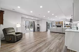 7424 Moccasin Trail, Chanhassen, MN 55317 - Photo 25