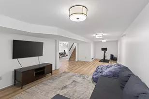 900 Sunset Dr S, Minnetonka, MN 55305 - Photo 31