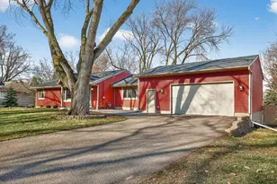900 Sunset Dr S, Minnetonka, MN 55305 - Photo 45