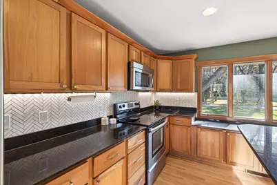 900 Sunset Drive S, Minnetonka, MN 55305 - Photo 11