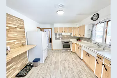 208 E 5th Street, Redwood Falls, MN 56283 - Photo 15