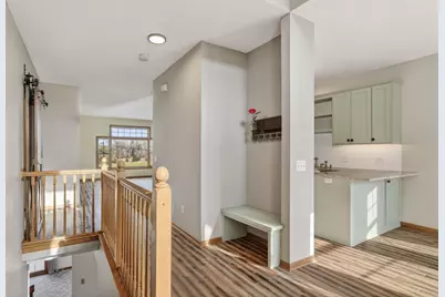 16125 Crystal Hills Drive, Lakeville, MN 55044 - Photo 5