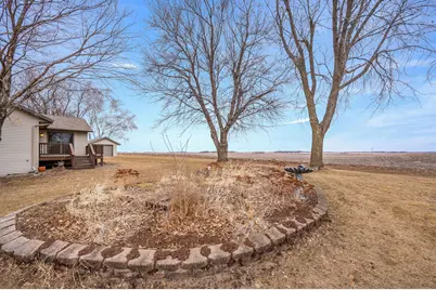 811 Burton Lane, Fairmont, MN 56031 - Photo 47