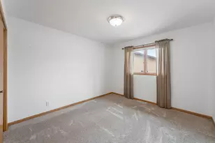 811 Burton Ln, Fairmont, MN 56031 - Photo 21