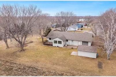 811 Burton Lane, Fairmont, MN 56031 - Photo 39