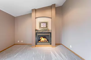 811 Burton Ln, Fairmont, MN 56031 - Photo 15