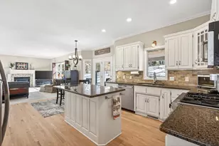 2536 Bridle Creek Trail, Chanhassen, MN 55317 - Photo 19