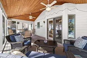 2536 Bridle Creek Trail, Chanhassen, MN 55317 - Photo 19