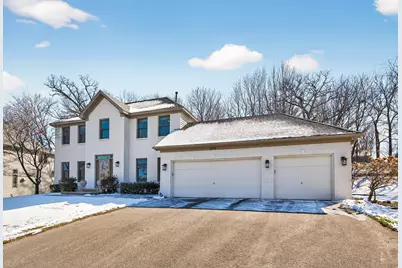 2536 Bridle Creek Trail, Chanhassen, MN 55317 - Photo 3