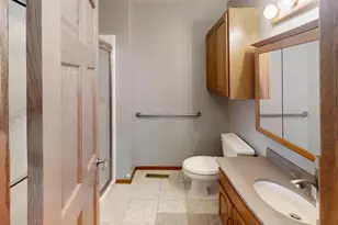 1823 Lakewood Ave, Albert Lea, MN 56007 - Photo 13