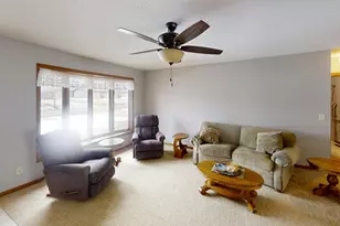 1823 Lakewood Ave, Albert Lea, MN 56007 - Photo 5