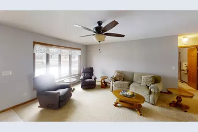 1823 Lakewood Avenue, Albert Lea, MN 56007 - Photo 5