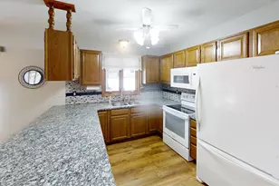 1823 Lakewood Ave, Albert Lea, MN 56007 - Photo 7