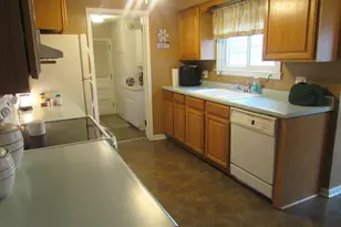 405 Clary Street W, Worthington, MN 56187 - Photo 9