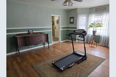 405 Clary Street W, Worthington, MN 56187 - Photo 7