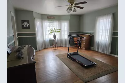 405 Clary Street W, Worthington, MN 56187 - Photo 7