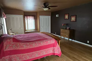 405 Clary Street W, Worthington, MN 56187 - Photo 15