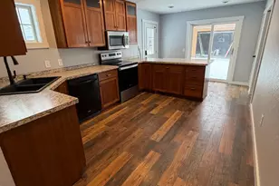 820 S Sixth Street S, Lake City, MN 55041 - Photo 9