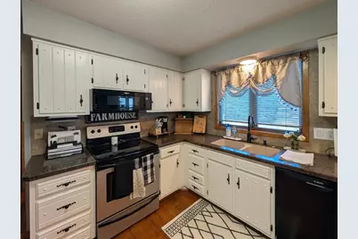 3030 60th Avenue NW, Montevideo, MN 56265 - Photo 9