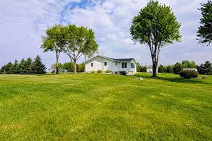 3030 60th Ave NW, Montevideo, MN 56265 - Photo 81