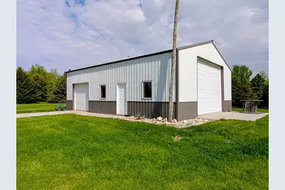 3030 60th Avenue NW, Montevideo, MN 56265 - Photo 89