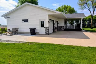 3030 60th Ave NW, Montevideo, MN 56265 - Photo 7