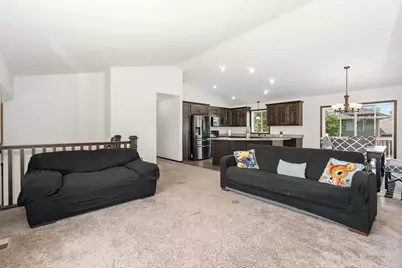 24236 Pierce Path NE, Bethel, MN 55005 - Photo 3