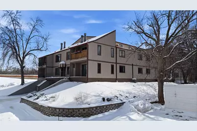 326 10th Avenue S #2, Fargo,  58103 - Photo 3