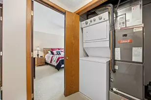 326 10th Ave S, Fargo,  58103 - Photo 27