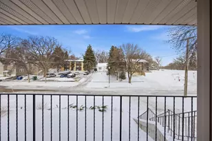 326 10th Ave S, Fargo,  58103 - Photo 27