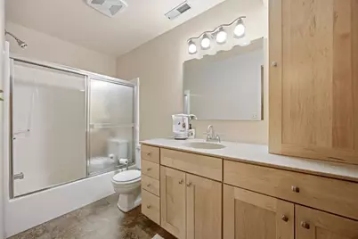326 10th Avenue S #2, Fargo,  58103 - Photo 25