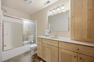 326 10th Ave S, Fargo,  58103 - Photo 25