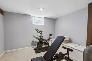 2721 Xerxes Ave N, Robbinsdale, MN 55422 - Photo 23