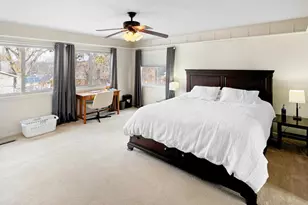 2864 Aglen St, Roseville, MN 55113 - Photo 13