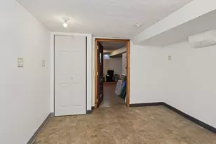 896 Jessamine Ave E, Saint Paul, MN 55106 - Photo 19