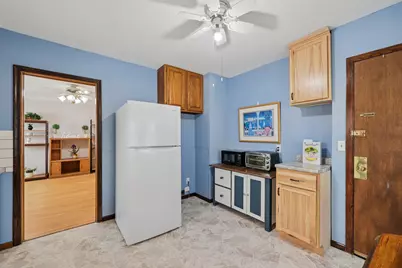 896 Jessamine Avenue E, Saint Paul, MN 55106 - Photo 9